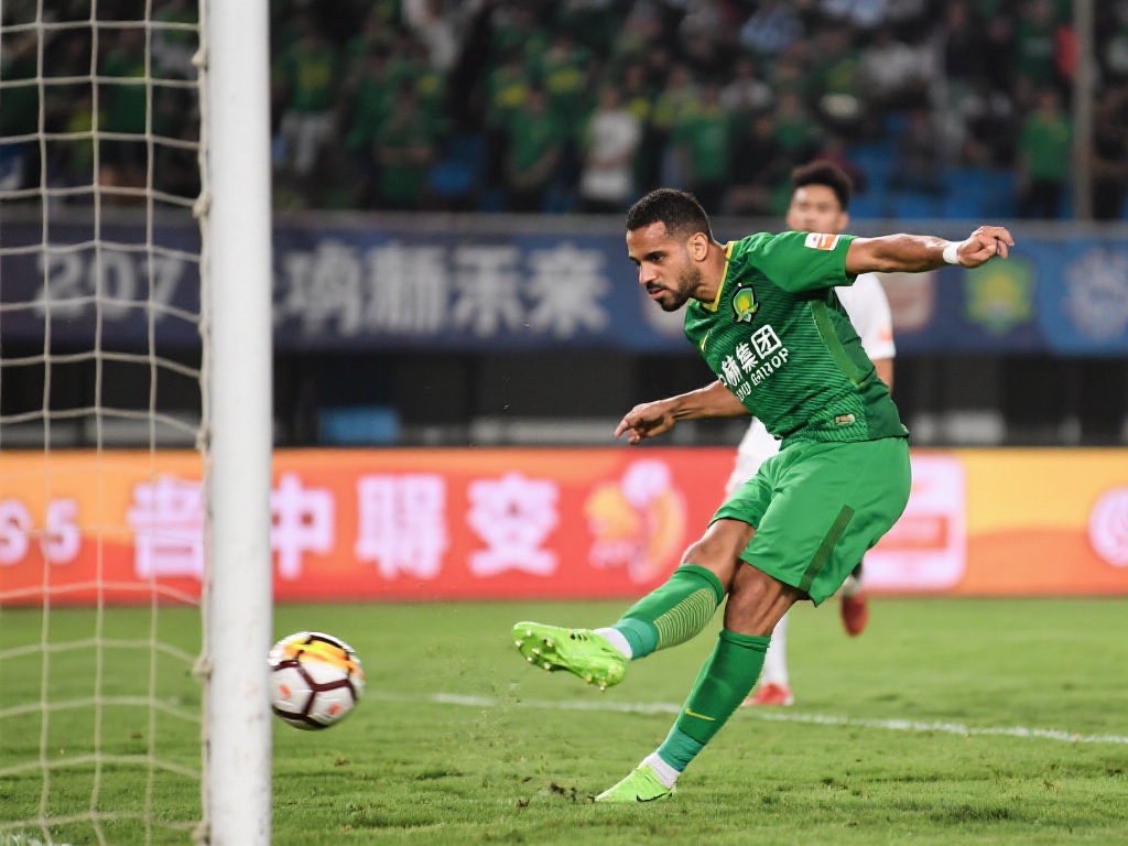 法比奥扳平林良铭制胜 国安客场逆转海港2-1